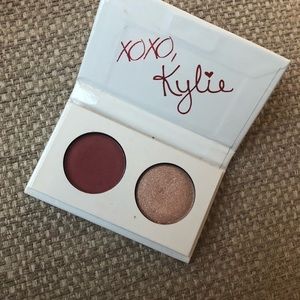 Kylie “smooch” palette